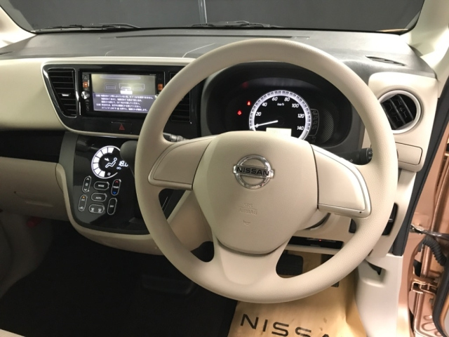 NISSAN DAYZ ROOX 2014