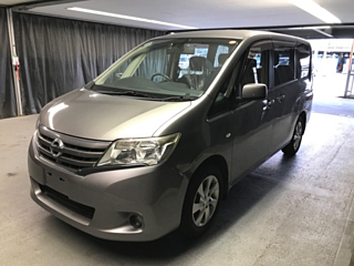 NISSAN SERENA 2011