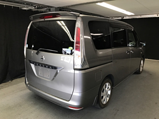 NISSAN SERENA 2011