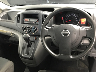 NISSAN NV200 2015