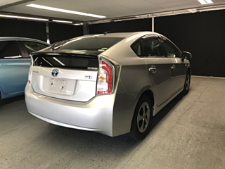 TOYOTA PRIUS 2012