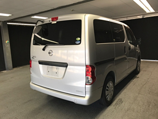 NISSAN NV200 2011