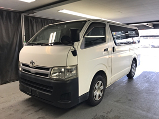 TOYOTA HIACE VAN 2011