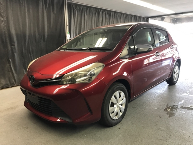 TOYOTA VITZ 2014