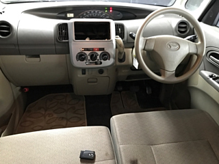DAIHATSU TANTO 2011