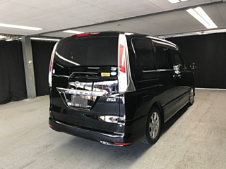 NISSAN SERENA 2011