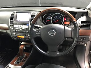 NISSAN SYLPHY 2010