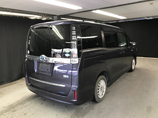 TOYOTA VOXY 2014