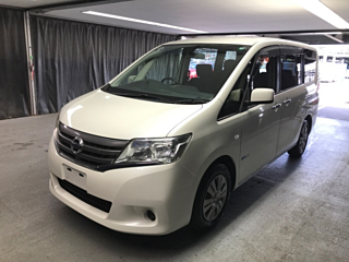 NISSAN SERENA 2013