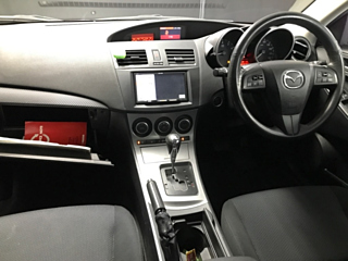 MAZDA AXELA 2010