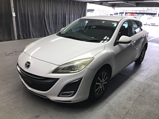 MAZDA AXELA 2010
