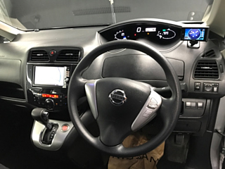 NISSAN SERENA 2011