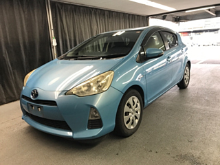 TOYOTA AQUA 2012