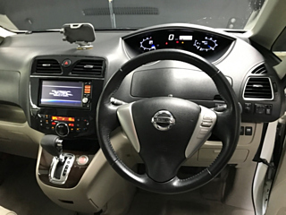 NISSAN SERENA 2012