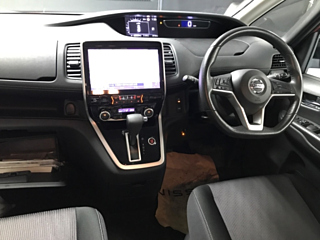 NISSAN SERENA 2019