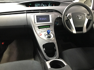 TOYOTA PRIUS 2012