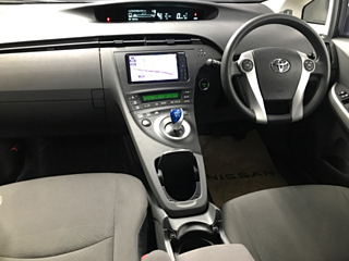 TOYOTA PRIUS 2010
