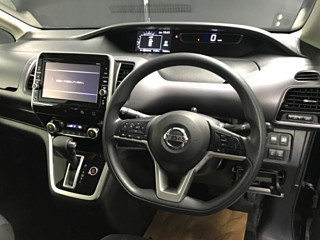 NISSAN SERENA 2017