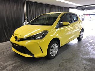 TOYOTA VITZ 2014