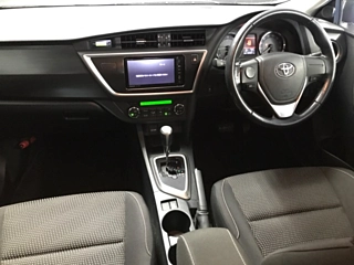 TOYOTA AURIS 2013