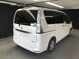 NISSAN SERENA 2015