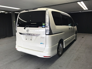 NISSAN SERENA 2013