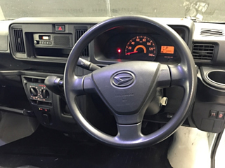 DAIHATSU HIJET VAN 2019