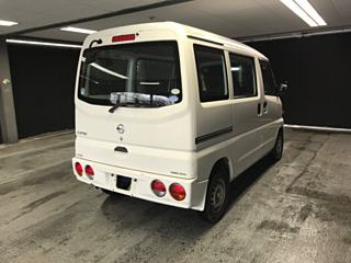 NISSAN CLIPPER VAN 2010
