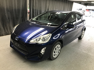 TOYOTA AQUA 2016