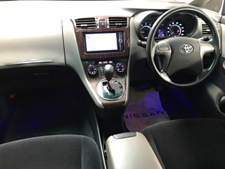 TOYOTA MARK X ZIO 2013