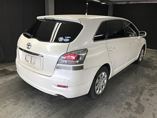 TOYOTA MARK X ZIO 2013