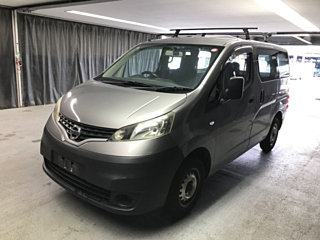 NISSAN NV200 2018