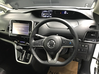 NISSAN SERENA 2016