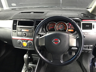 NISSAN TIIDA 2008