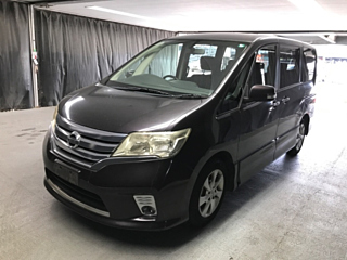 NISSAN SERENA 2010