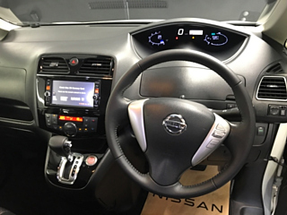 NISSAN SERENA 2015