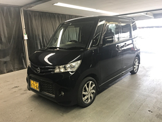 NISSAN ROOX 2010