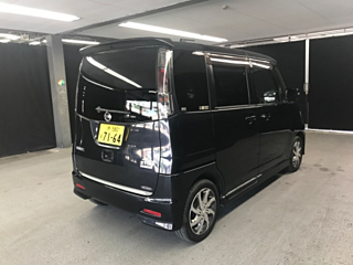 NISSAN ROOX 2010