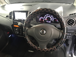 NISSAN ROOX 2010