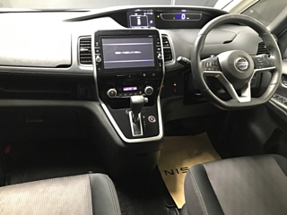 NISSAN SERENA 2018