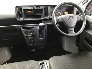 DAIHATSU HIJET VAN 2019