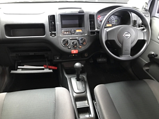 NISSAN AD 2021