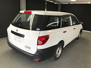 NISSAN AD 2021