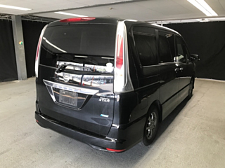 NISSAN SERENA 2011