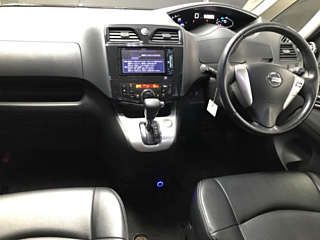 NISSAN SERENA 2012