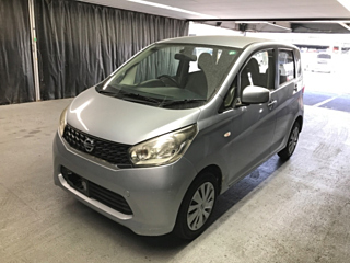 NISSAN DAYZ 2015