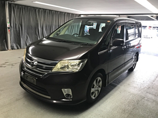 NISSAN SERENA 2011