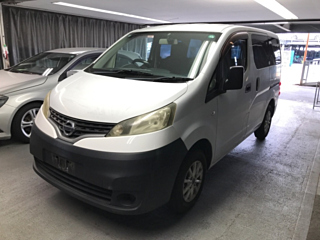 NISSAN NV200 2010