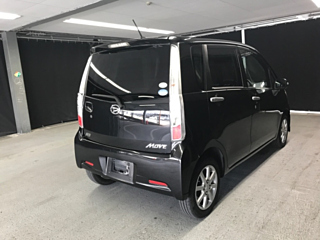DAIHATSU MOVE 2011