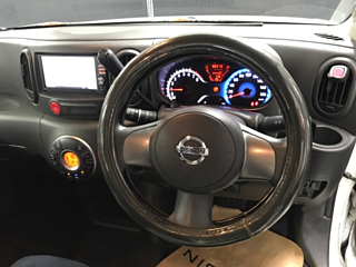 NISSAN CUBE 2011